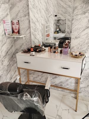 Kamplekt sotiladi
