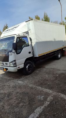 Isuzu 2014-yil sotiladi