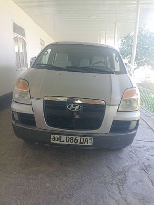 Hyunday Starex срочно сотилади