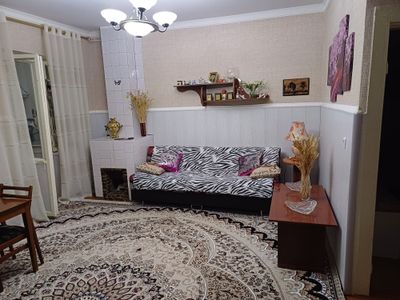 Продам 3ком.1 этаж квартиру в Кизилтеппо есть баня гараж туалет свой