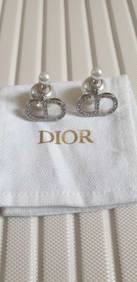 Серьги Dior оригинал продаю хорошем состоянии