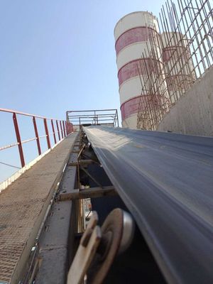 Транспортерная, конвейерная лента шириной 1 м, длиной 60 м