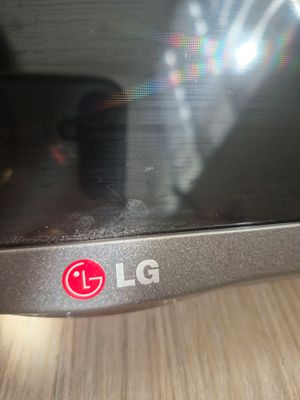 LG televizor 32