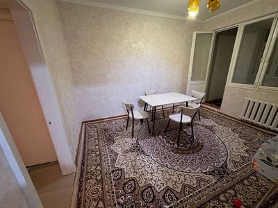 Чилонзор тумани “Хамза” метро ёнгинасида 2 хонали уй ижарага берилади