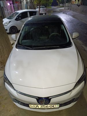 Buick velite 6 сотилади