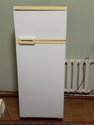 Продаётся Холодильник