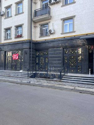 Сдается в аренду офис - 56 квм, Чиланзар Е квартал. Метро Новза.