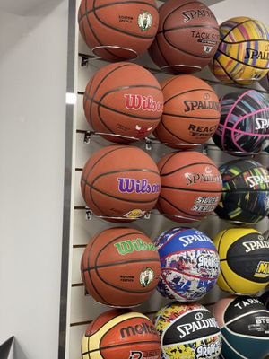 Бесплатная доставка Оригинальный баскетбольный мяч Wilson Lakers Bulls