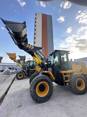 Погрузчик LW 300 FN 1,8куб рычаг 2025г.