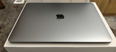 MacBook Pro M2, 8/256, цвет Space Gray, в Идеальном состоянии!!!