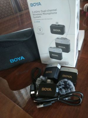 BOYA 2.4GHz DualChanel Wireless microphone System