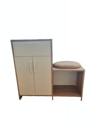 Продаётся обувница новая
