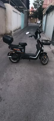 Drongo skuter.  Продается немедленно