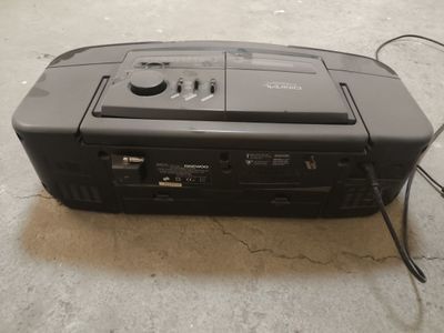 портативная магнитола Daewoo ACD-7500.