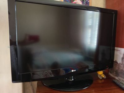Продам LG 42 диагональ