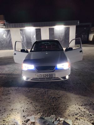 Nexia 2 yili 2010 narxi 5300dollar kraska qilingan kapoti