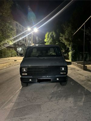 Eksklyuziv ideal chevrolet furgon sotuvda