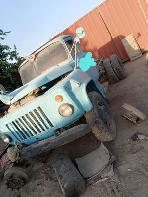 Gaz 53 mashina sotiladi