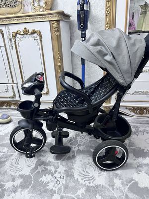 Продается вело-коляска в новой состоянии