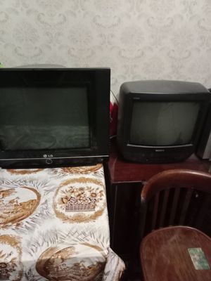 телевизор 3 штуки