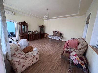 Продается дом, на 3 сотках земли