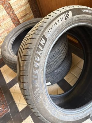 MICHELIN 275/45/21 xolati ideal
