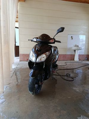 Skuter 150 kub sotiladi model hanoa kawaski