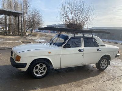 Volga gaz 3110 sotiladi