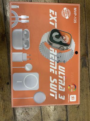 I watch ultra + airpods pro + powerbank