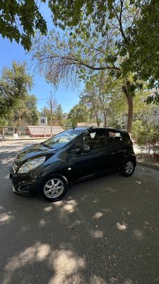 Chevrolet Spark 2018 автомат (мокрый асфальт)