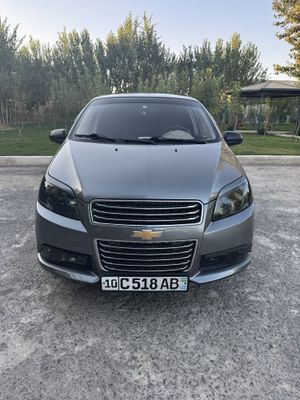 Нексия 3 сотилади