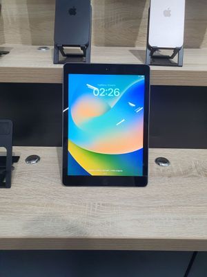 iPad 6 Sotiladi srochni