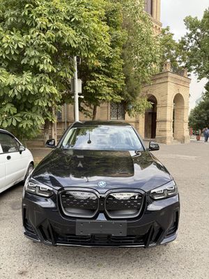 Bmw ix3 M Paket full avto kredit naxtga sotiladi