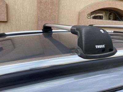 Багажник от бренда Thule. Стоял на Трейлблейзере