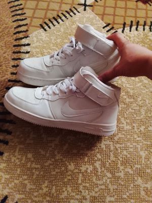 NIKE krasofka