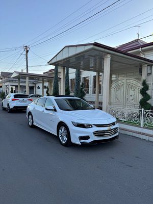 Malibu 2.4 full Позиция 2019 Состаяние Идеално Пробег 145000km