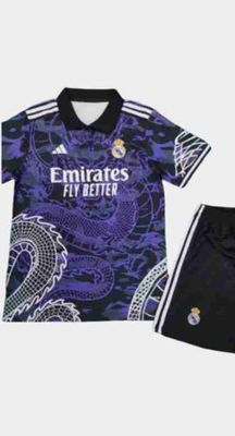 Realchilar uchun futbolka