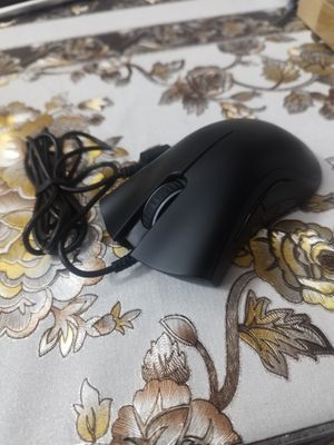 Проводная игровая мышь Razer Deathadder Essential