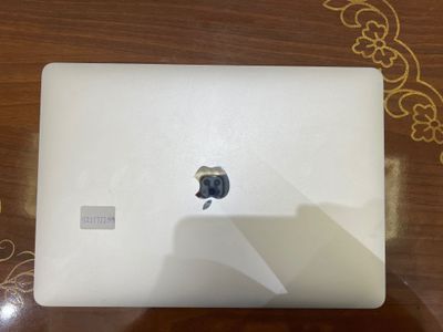 MacBook pro 2017 [13]