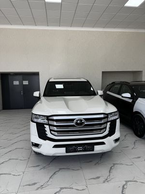 tayota land cruiser 300