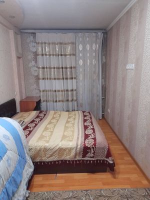 Yakkasaroy Shota Rustaveli koʻchasi tergov sentri yonida kvartira