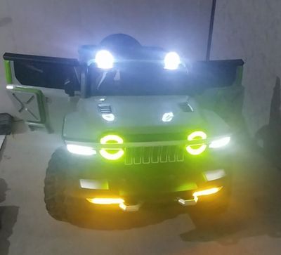 Электромашина для детей JEEP 4×4