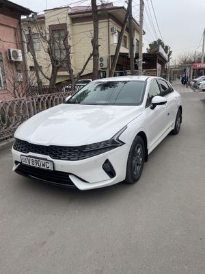 Продается KIA K5 2 позиция