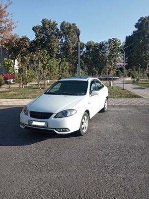 Chevrolet Lacetti сотилади