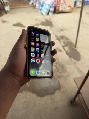 iPhone xr 15 pro korpus 128talik 80yomkist