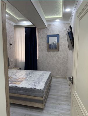 Sergiliy 5a Metro yaqin Kunlik kvartira oyla qizlar