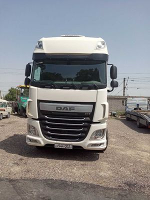 Срочно продам Тягач DAF XF 460