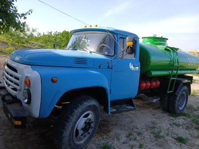 Зил водовоз матор каробка задний мостга иши йук рамаси бутун ишга таёр