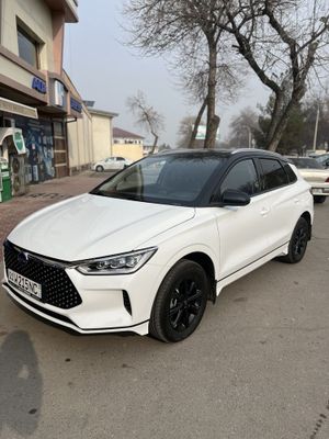 BYD e2 luxury 2022 ARENDA