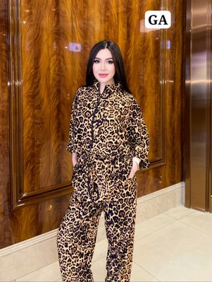 ayollari kiyimi
